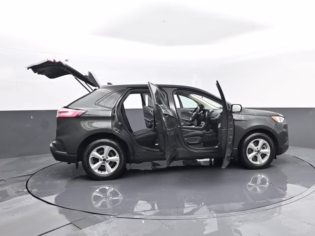 2024 Green Metallic Ford Edge SE AWD SUV