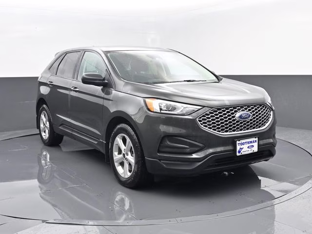 2024 Green Metallic Ford Edge SE AWD SUV