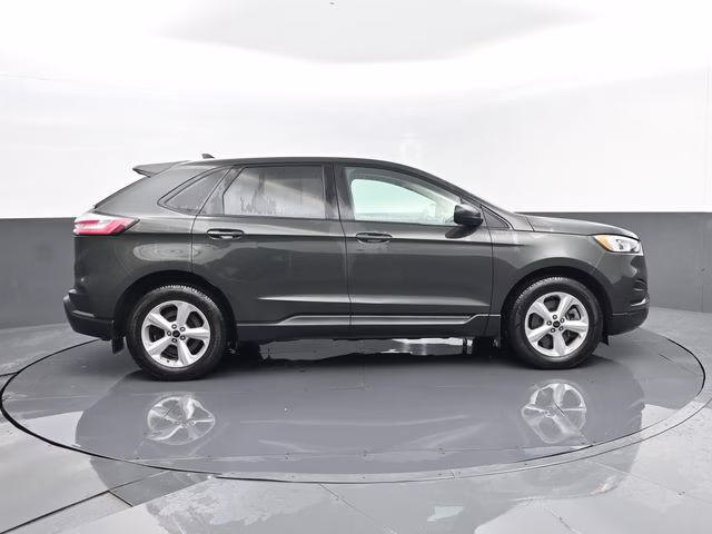 2024 Green Metallic Ford Edge SE AWD SUV