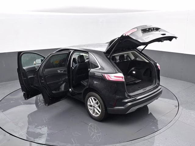 2024 Black Metallic Ford Edge SEL AWD SUV