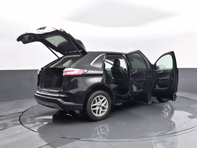 2024 Black Metallic Ford Edge SEL AWD SUV