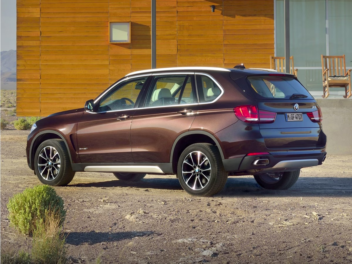 2015 White Metallic BMW X5 xDrive35i AWD SUV
