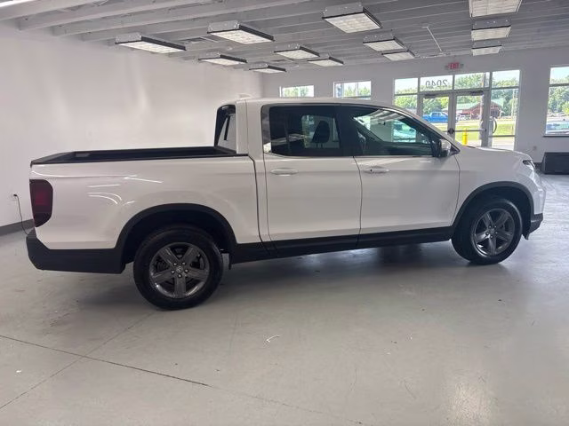 2023 Platinum White Pearl Honda Ridgeline RTL AWD Truck
