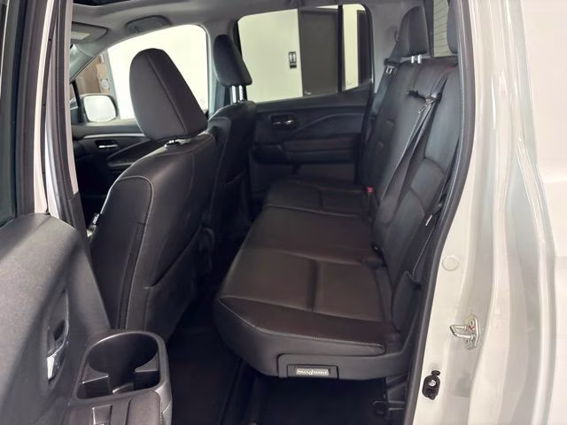 2023 Platinum White Pearl Honda Ridgeline RTL AWD Truck