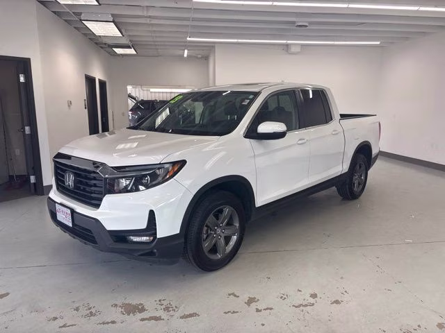 2023 Platinum White Pearl Honda Ridgeline RTL AWD Truck