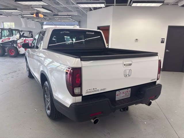 2023 Platinum White Pearl Honda Ridgeline RTL AWD Truck