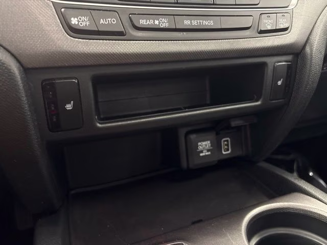 2023 Platinum White Pearl Honda Ridgeline RTL AWD Truck