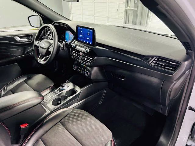 2025 Silver Metallic Ford Escape ST-Line Select AWD SUV