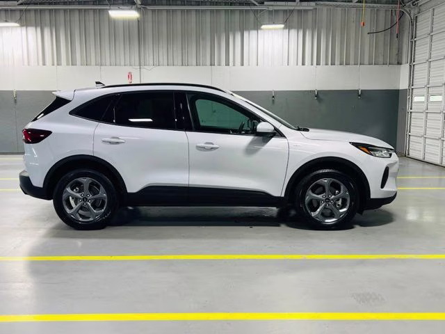 2025 Silver Metallic Ford Escape ST-Line Select AWD SUV