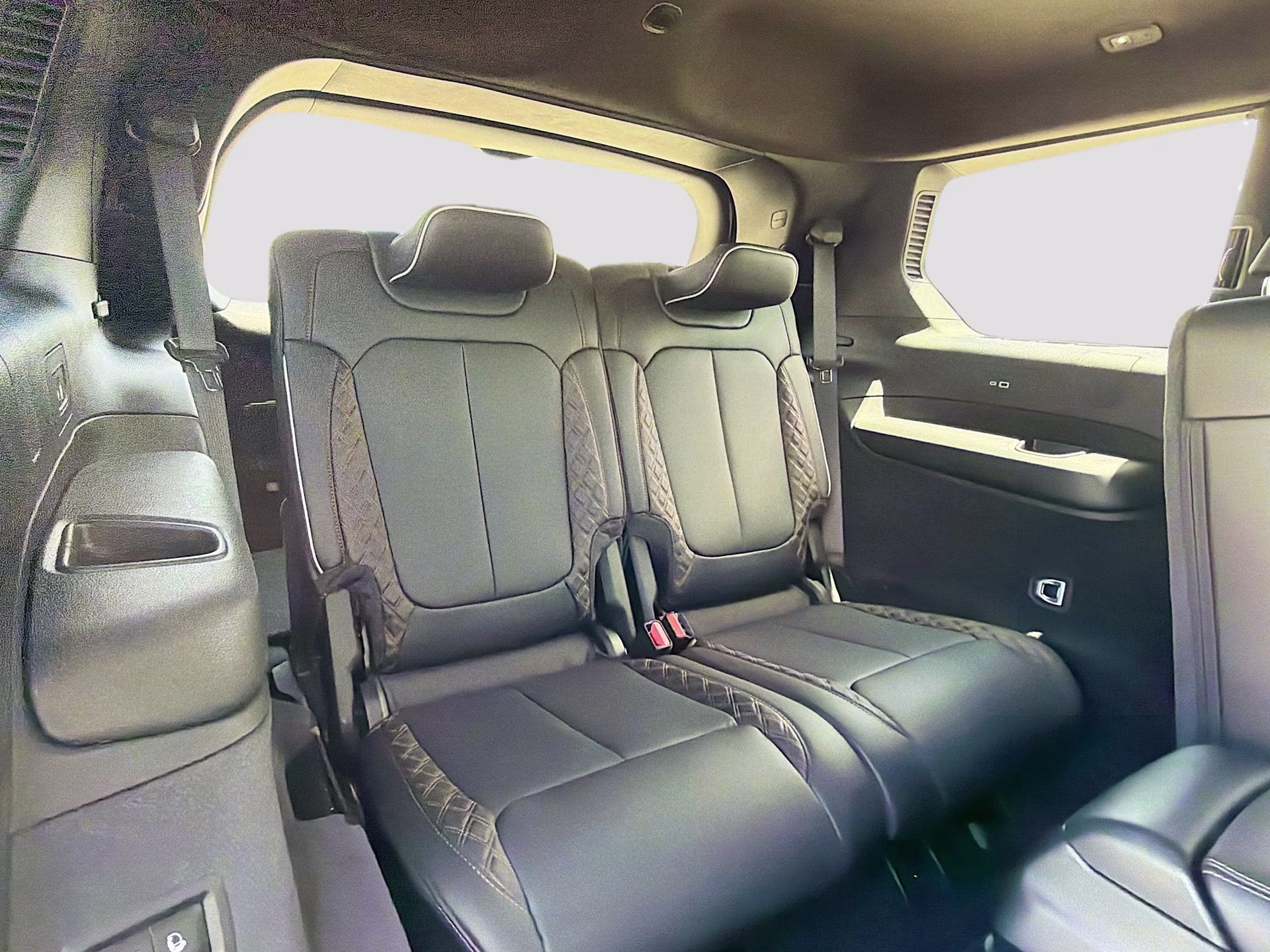 2023 Bright White Clearcoat Jeep Grand Cherokee L Summit 4X4 SUV