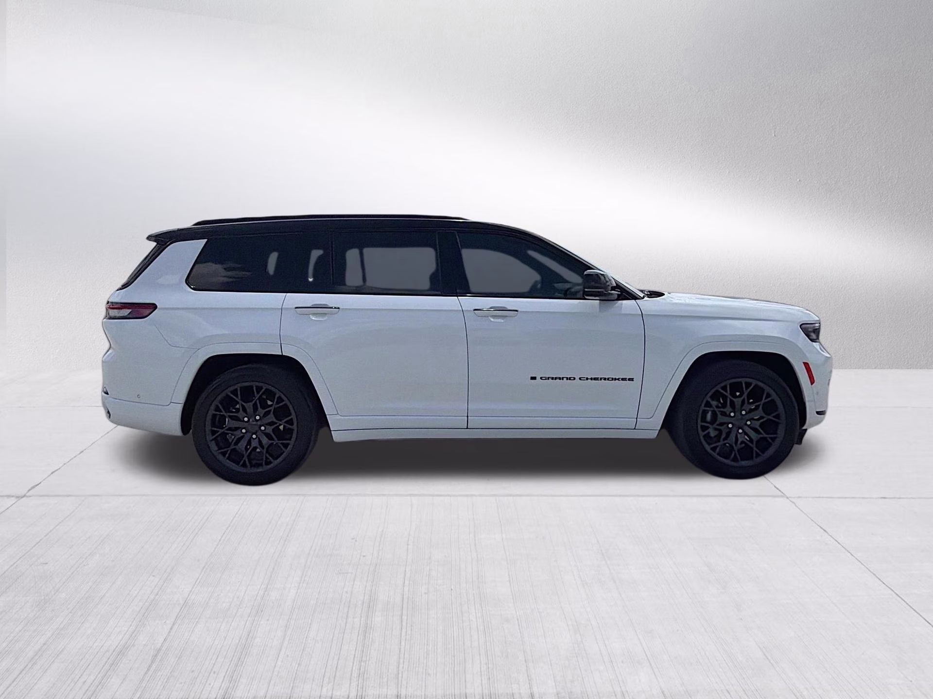 2023 Bright White Clearcoat Jeep Grand Cherokee L Summit 4X4 SUV