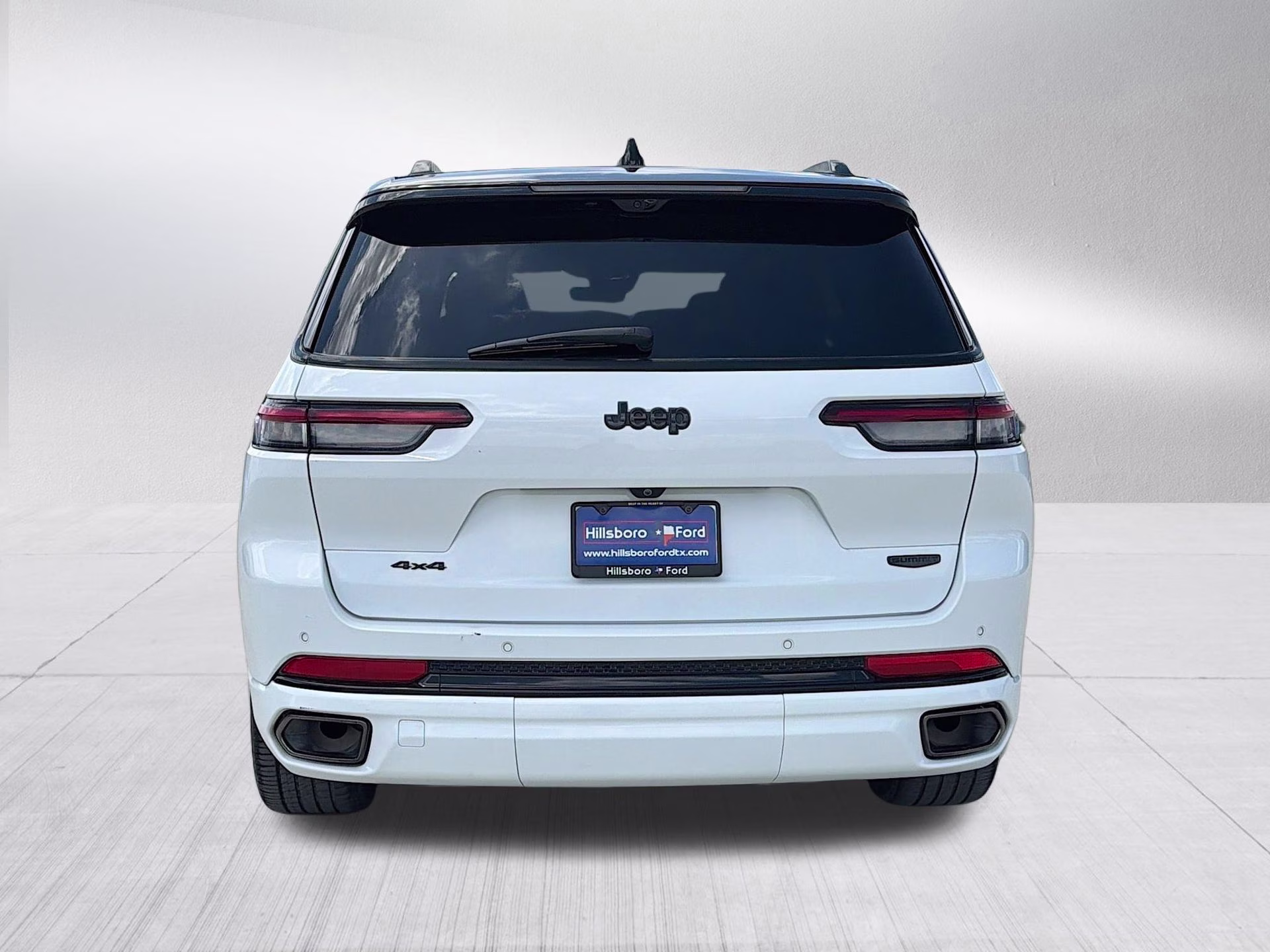 2023 Bright White Clearcoat Jeep Grand Cherokee L Summit 4X4 SUV