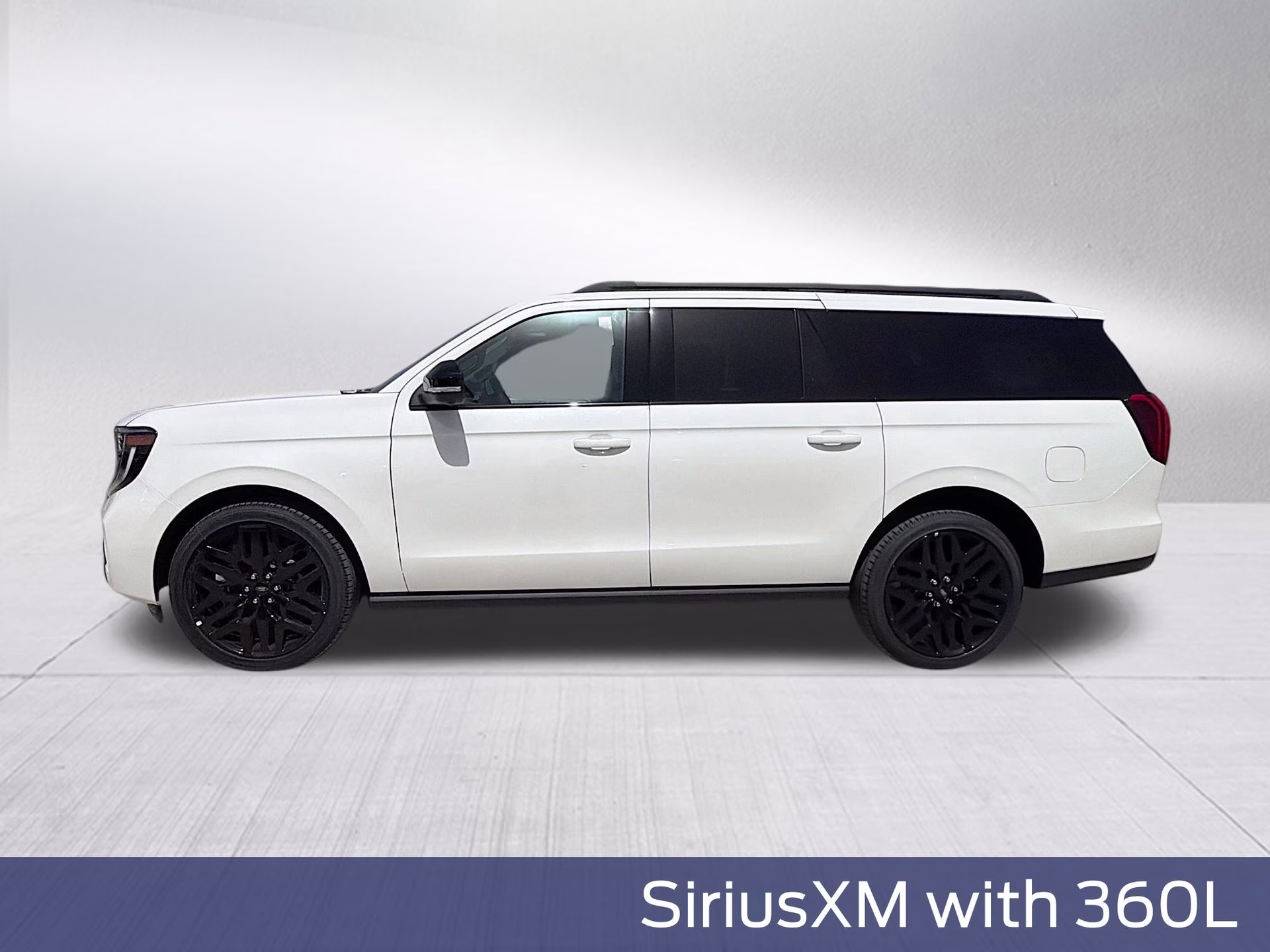 2027 Star White Metallic Tri-Coat Ford Expedition Max Platinum 4X4 SUV