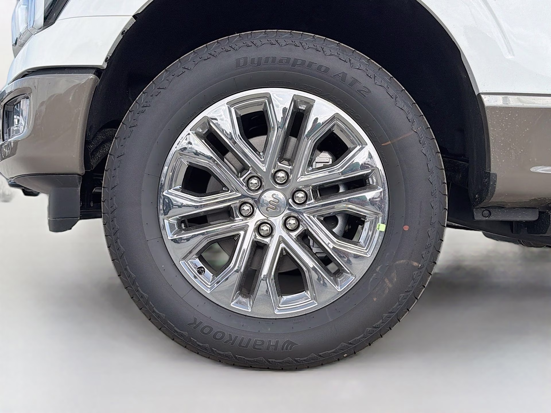 2026 Star White Metallic Tri-Coat Ford F-150 King Ranch 4X4 Truck