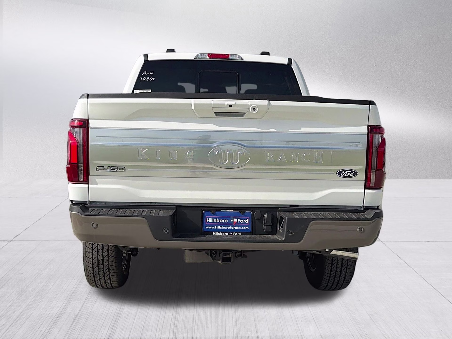 2026 Star White Metallic Tri-Coat Ford F-150 King Ranch 4X4 Truck