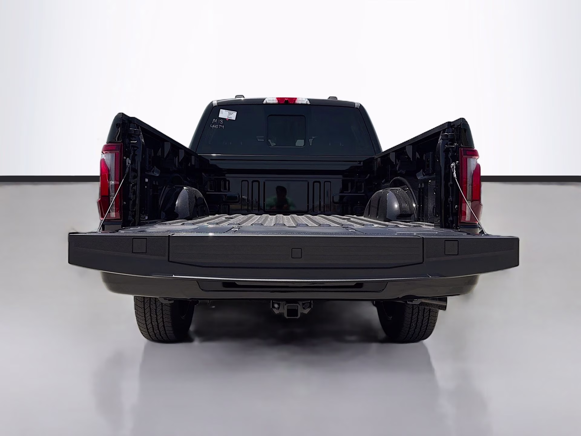 2026 Agate Black Metallic Ford F-150 Platinum 4X4 Truck