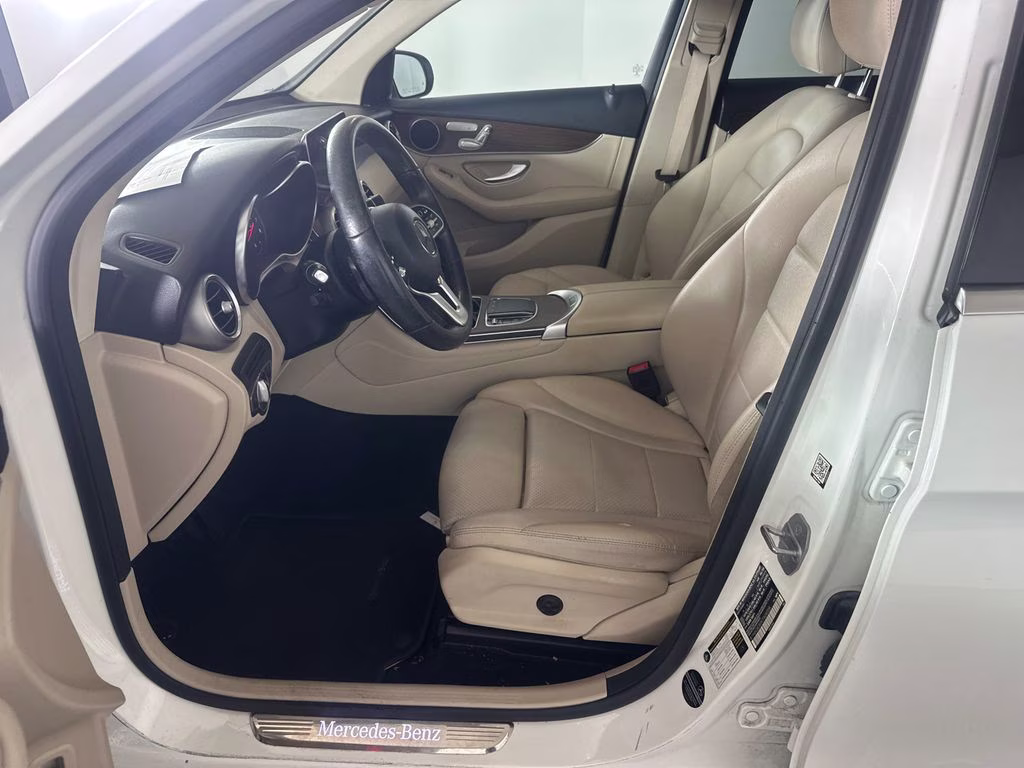 2020 Polar White Mercedes-Benz GLC GLC 300 RWD SUV