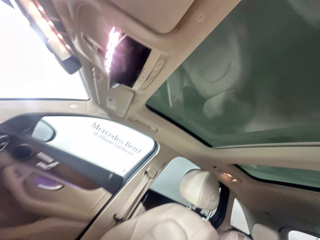 2020 Polar White Mercedes-Benz GLC GLC 300 RWD SUV