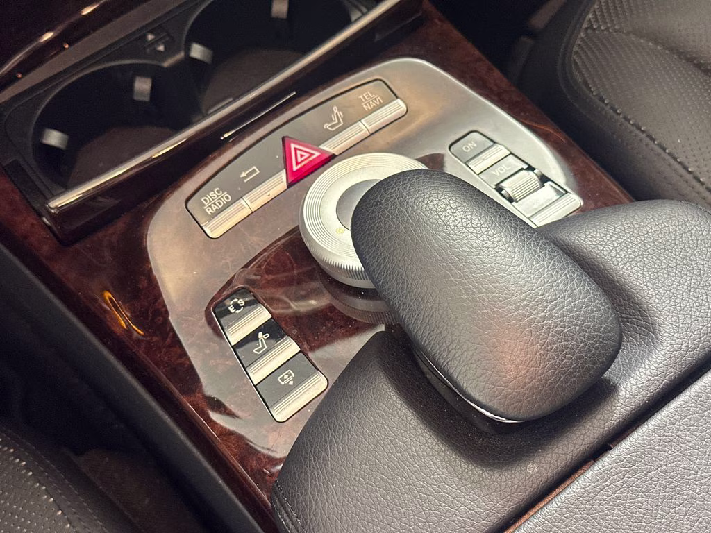 2013 Black Mercedes-Benz S-Class S 550 RWD Sedan