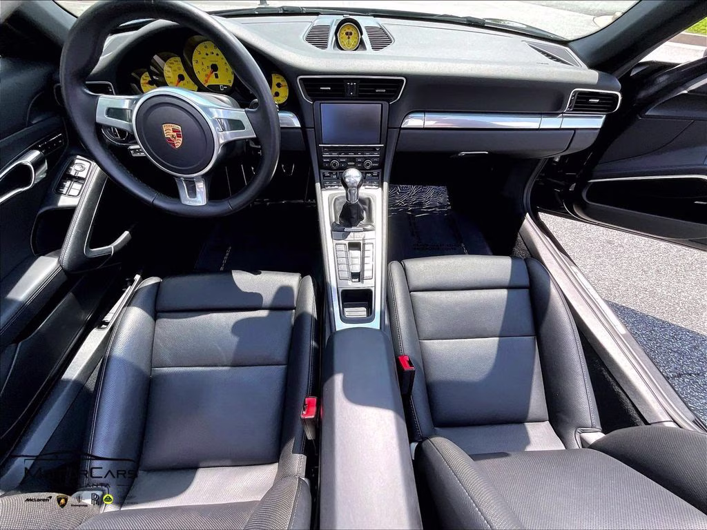 2016 Black Porsche 911 Carrera S Cabriolet 7-Speed RWD Convertible