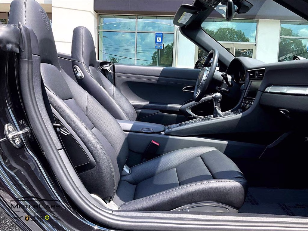 2016 Black Porsche 911 Carrera S Cabriolet 7-Speed RWD Convertible