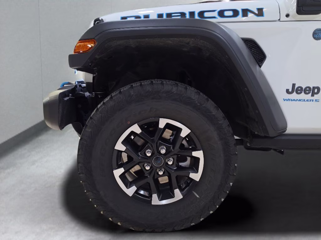 2025 Bright White Clearcoat Jeep Wrangler 4xe Rubicon 4X4 SUV