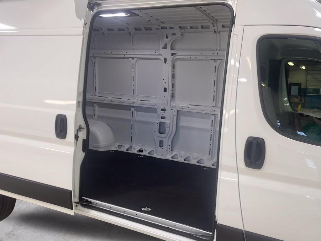 2026 Bright White Clearcoat Ram ProMaster 2500 High Roof FWD Van
