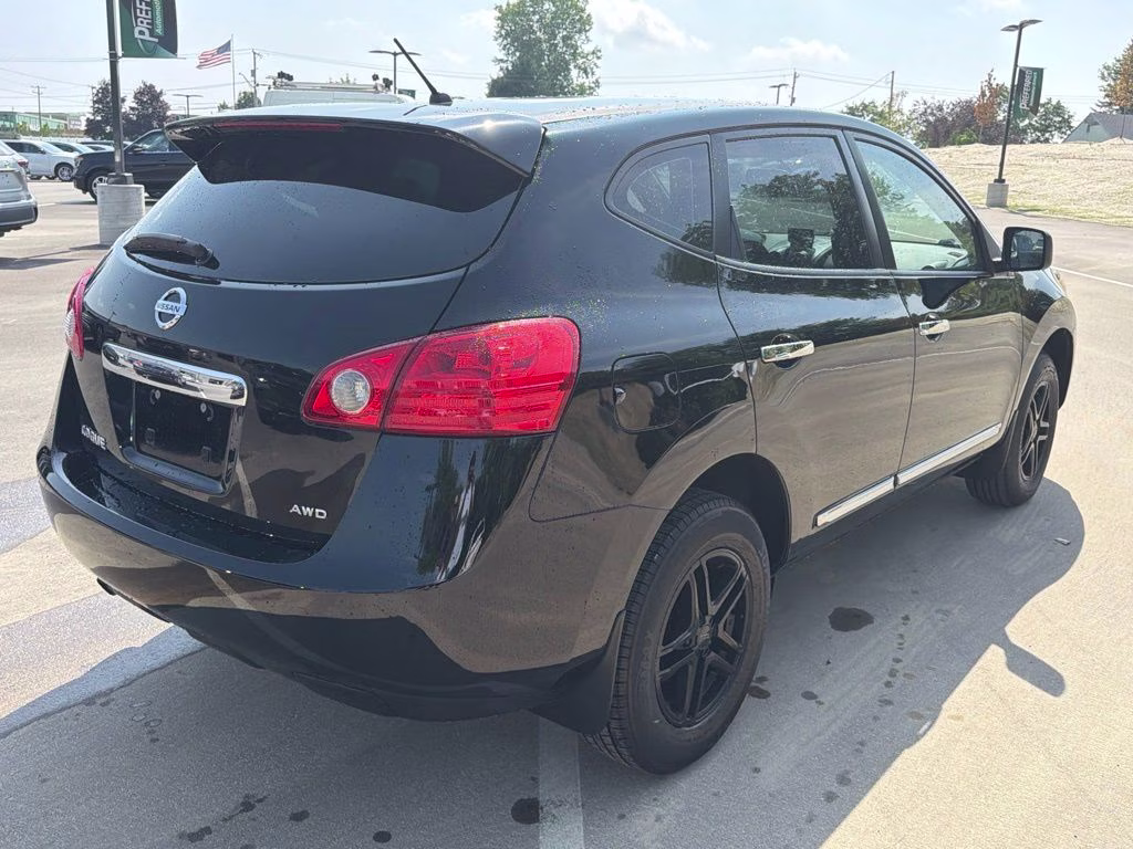 2012 Super Black Metallic Nissan Rogue S AWD SUV