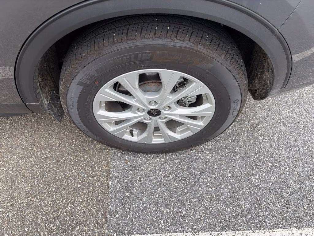 2026 Carbonized Gray Metallic Ford Escape Active FWD SUV