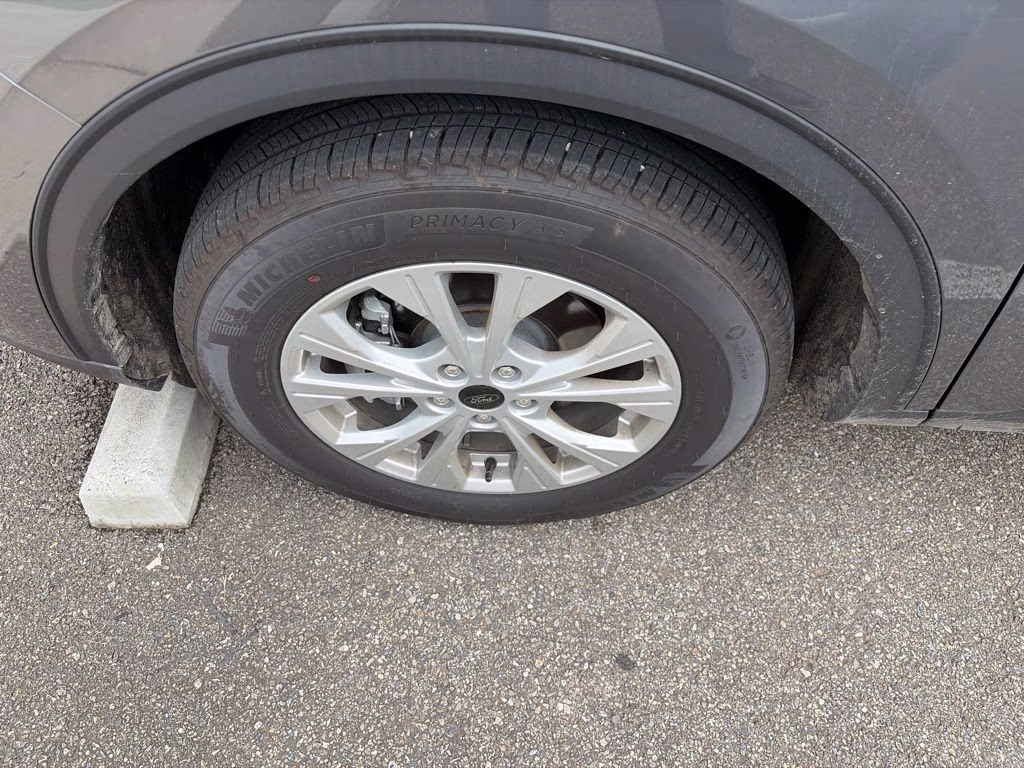 2026 Carbonized Gray Metallic Ford Escape Active FWD SUV