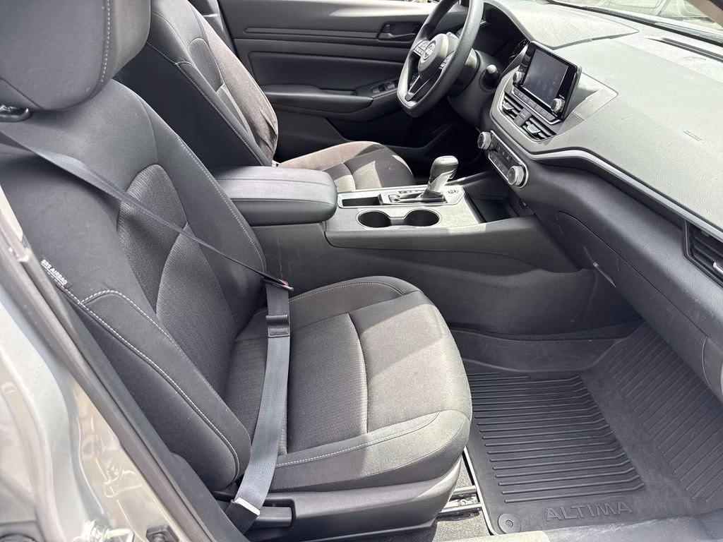 2024 Brilliant Silver Metallic Nissan Altima 2.5 S FWD Sedan