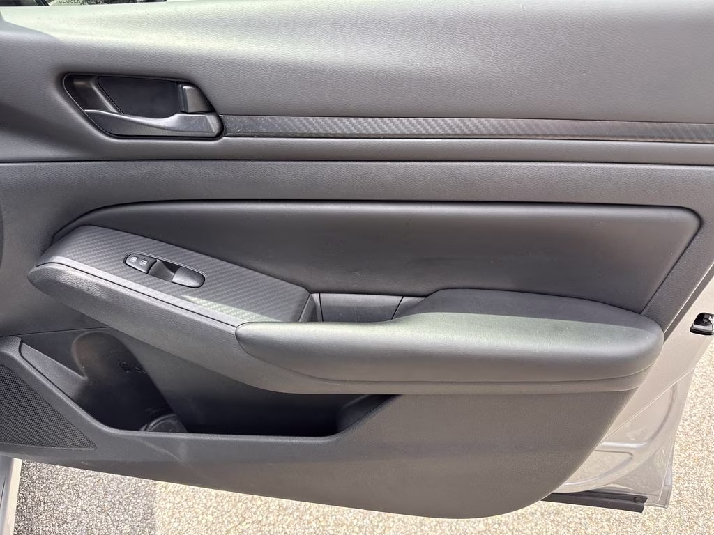 2024 Brilliant Silver Metallic Nissan Altima 2.5 S FWD Sedan