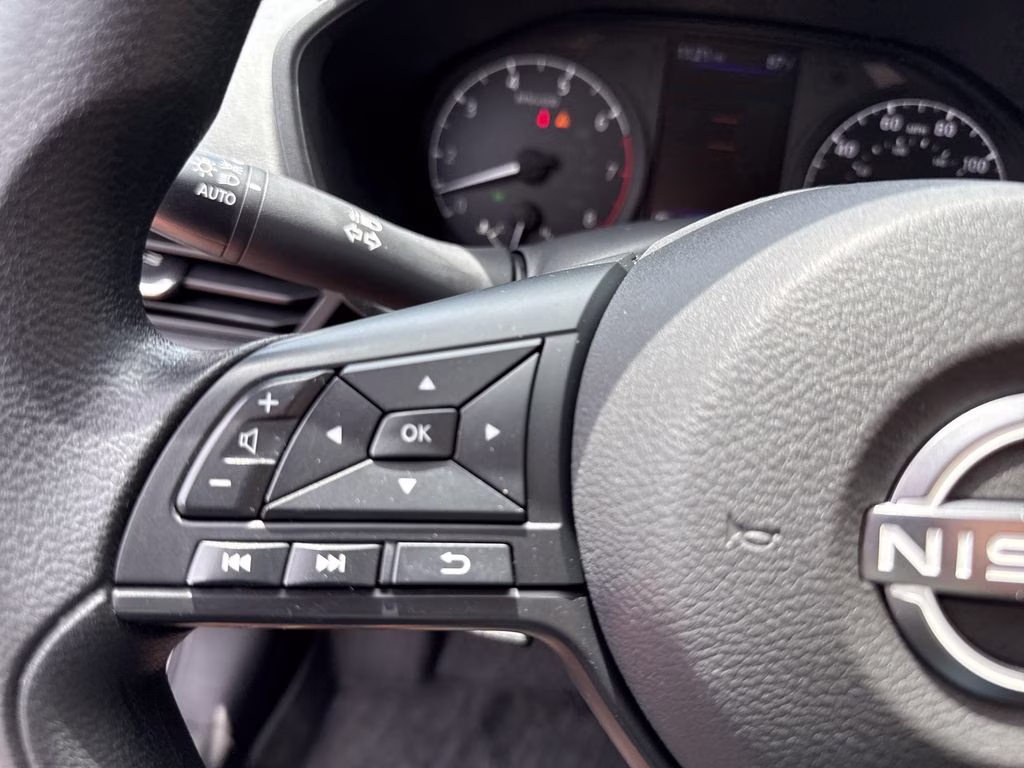 2024 Brilliant Silver Metallic Nissan Altima 2.5 S FWD Sedan