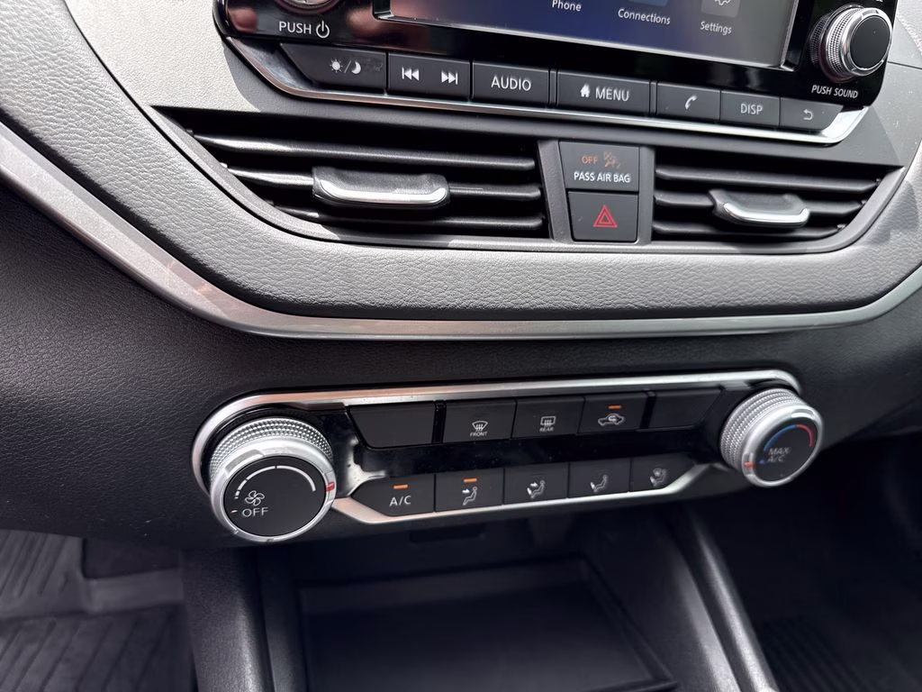 2024 Brilliant Silver Metallic Nissan Altima 2.5 S FWD Sedan