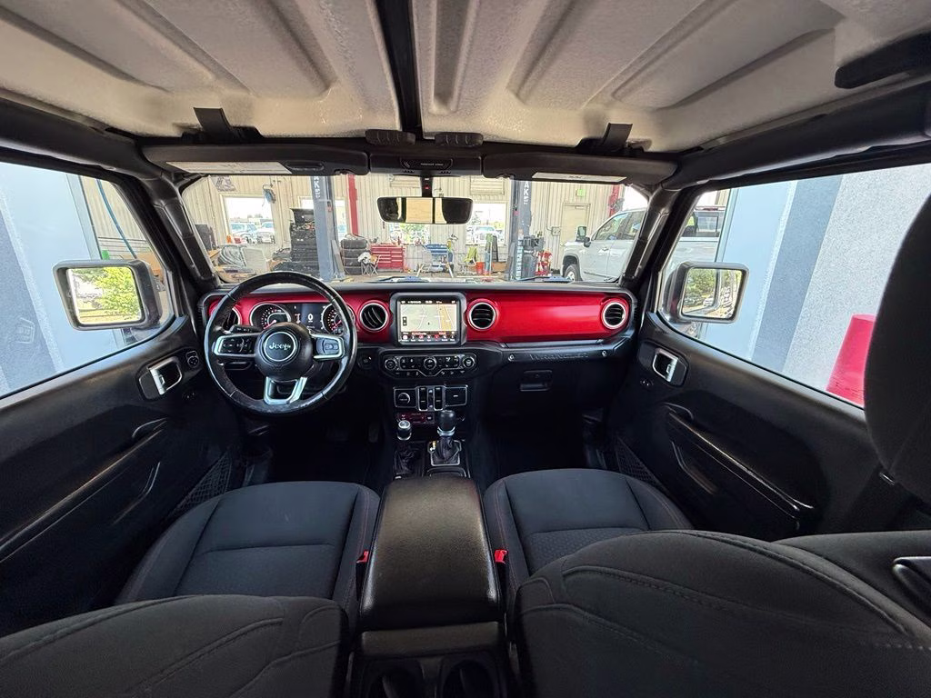 2018 Granite Crystal Metallic Clearcoat Jeep Wrangler Unlimited Rubicon 4X4 SUV