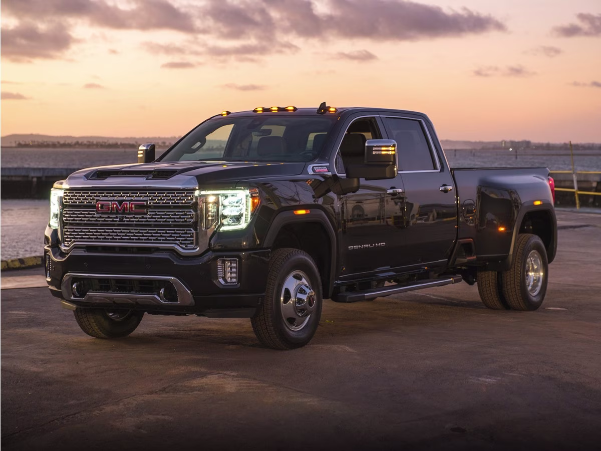 2023 White Frost Tricoat GMC Sierra 3500HD Denali 4X4 Truck
