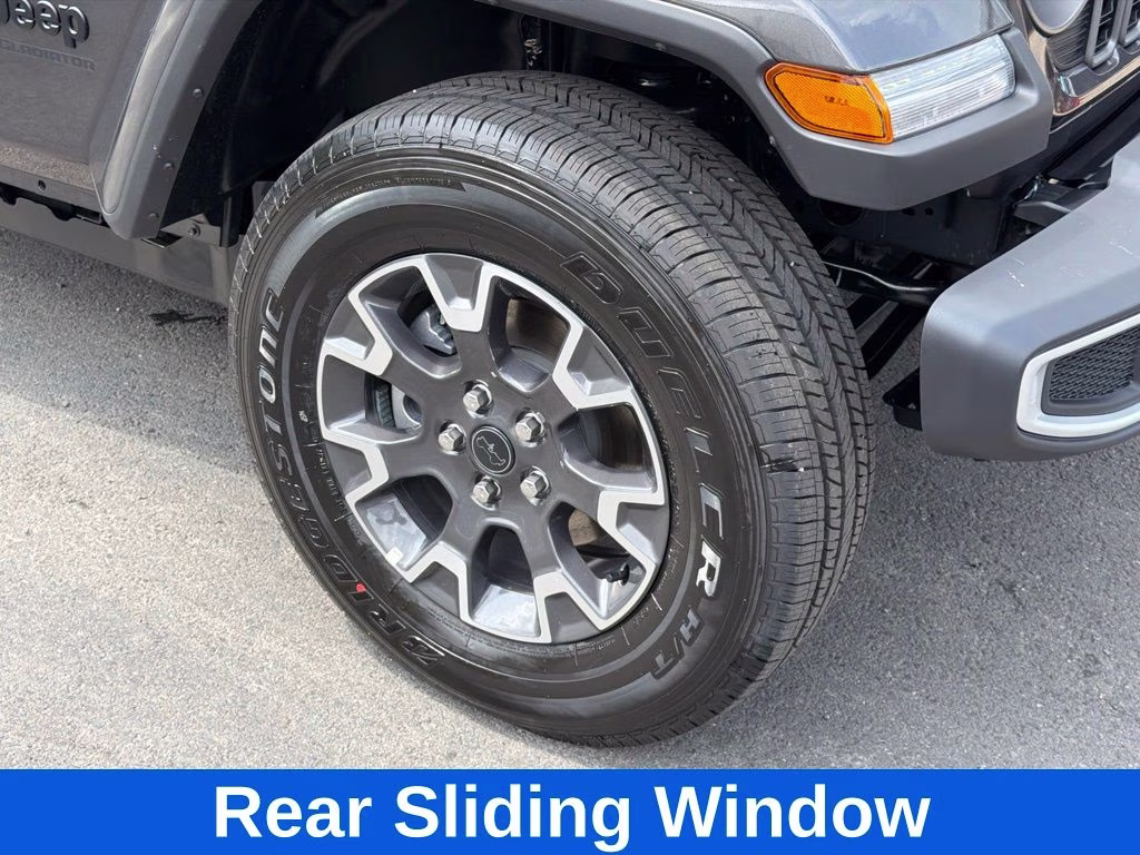 2026 Granite Crystal Metallic Clearcoat Jeep Gladiator Sahara 4X4 Truck