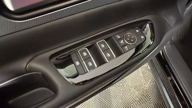 2025 Super Black Nissan Murano Platinum AWD SUV