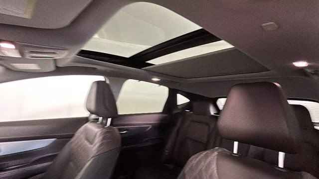 2025 Super Black Nissan Murano Platinum AWD SUV