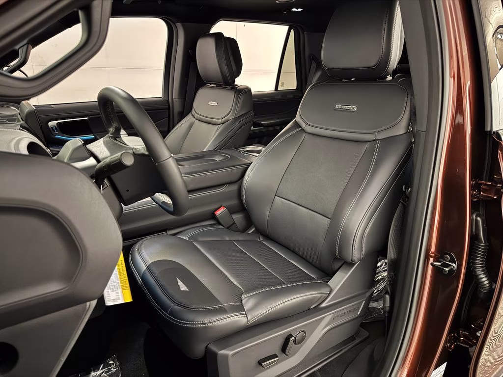2027 Bronze Fire Metallic Tinted Clearcoat Ford Expedition Platinum 4X4 SUV