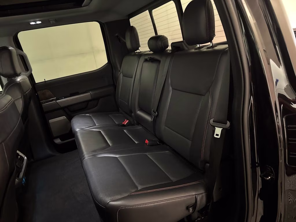2021 Agate Black Metallic Ford F-150 Lariat 4X4 Truck