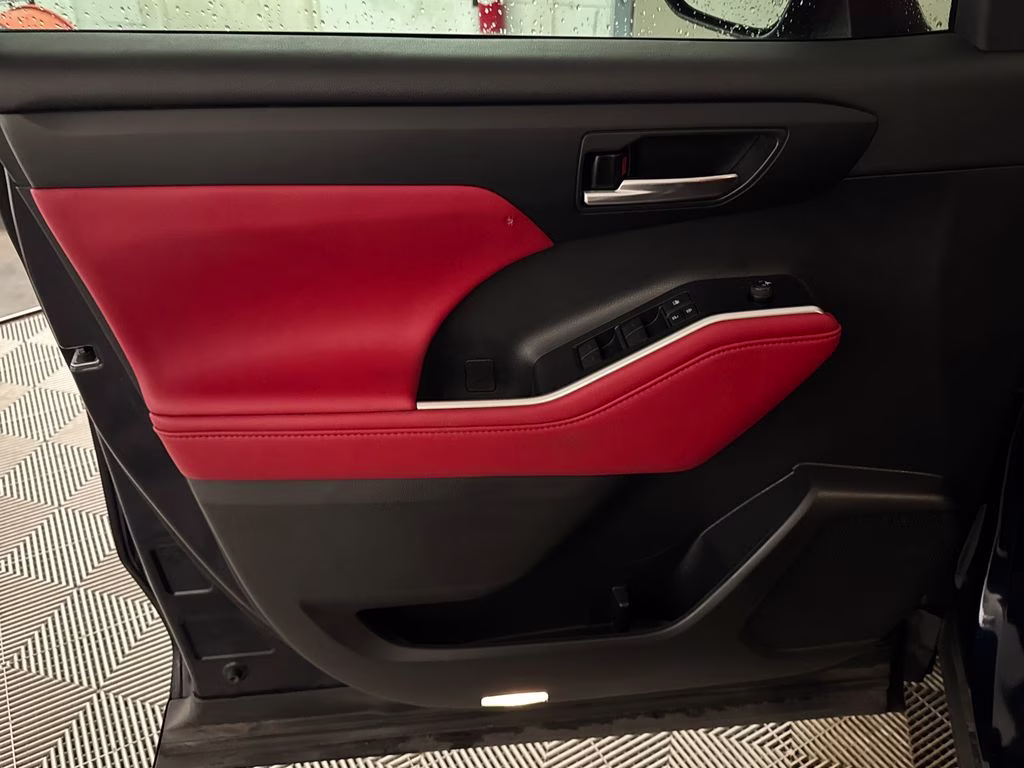 2021 Blueprint Toyota Highlander XSE AWD SUV