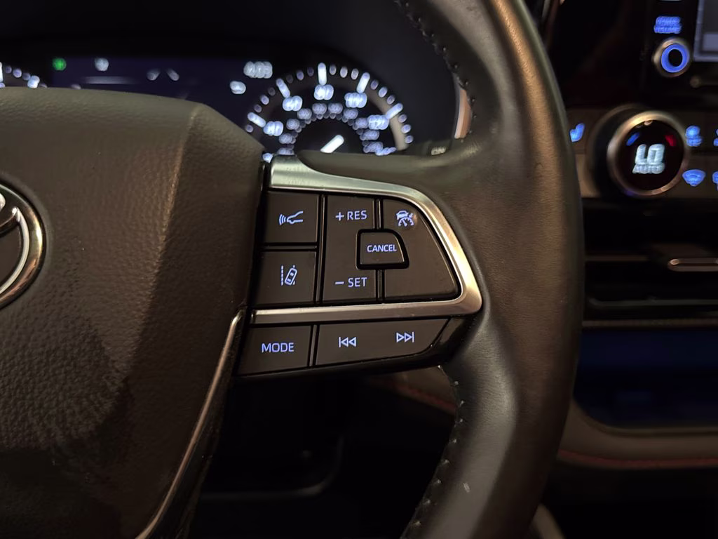 2021 Blueprint Toyota Highlander XSE AWD SUV