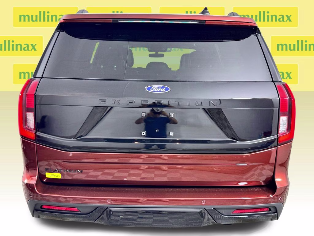 2027 Bronze Fire Metallic Tinted Clearcoat Ford Expedition Platinum 4X4 SUV