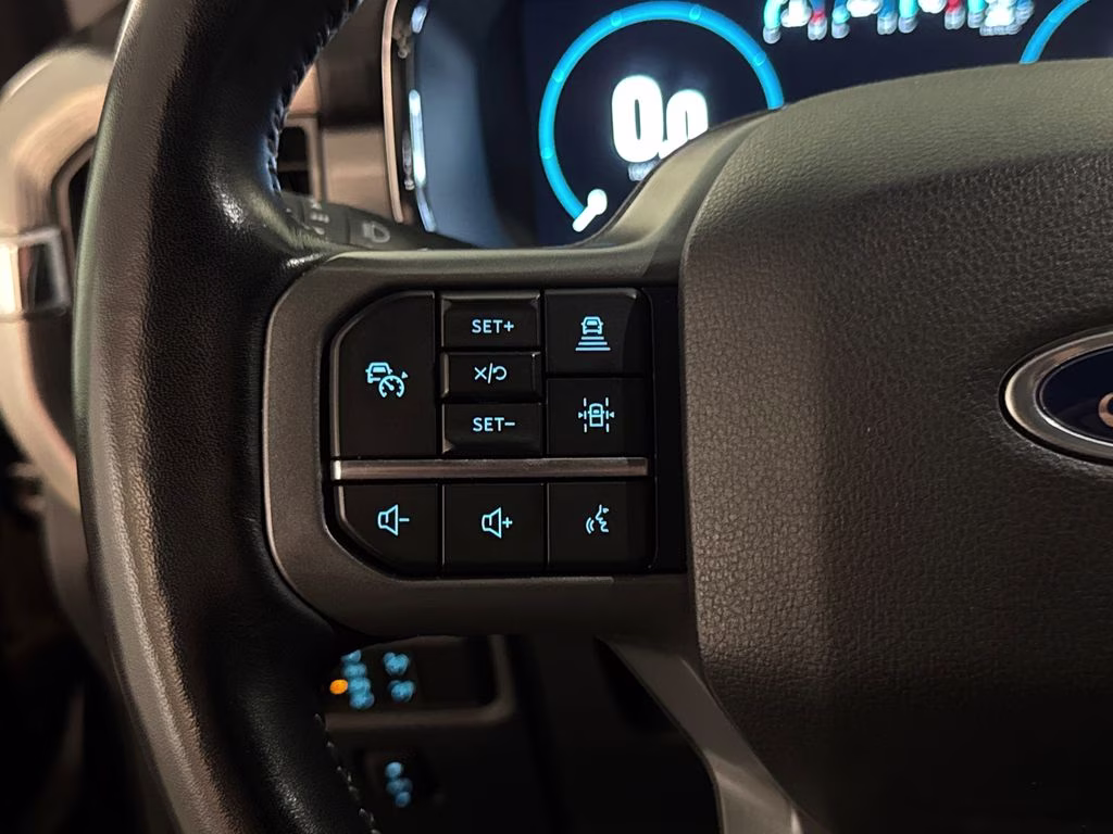 2021 Agate Black Metallic Ford F-150 Lariat 4X4 Truck