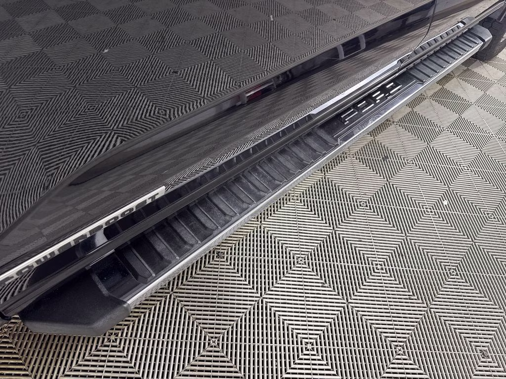 2021 Agate Black Metallic Ford F-150 Lariat 4X4 Truck