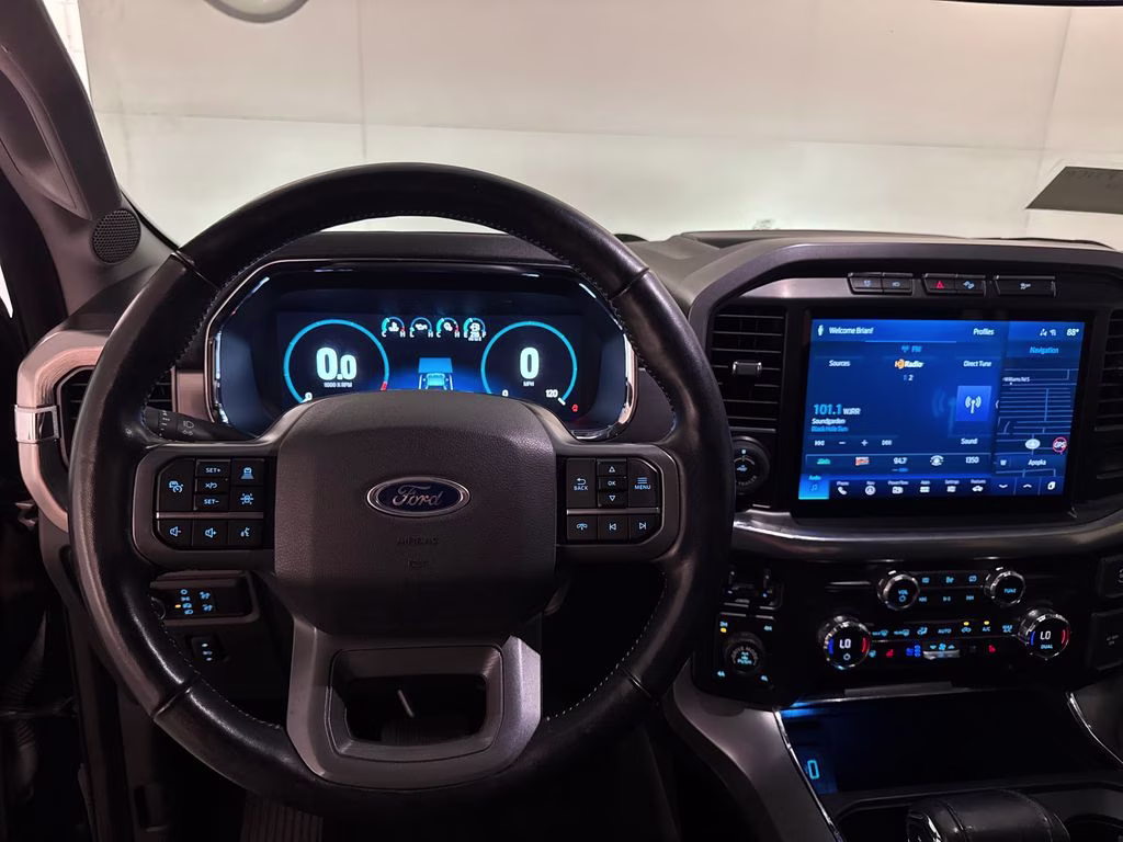2021 Agate Black Metallic Ford F-150 Lariat 4X4 Truck