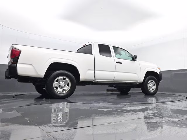 2022 White Toyota Tacoma SR 4X4 Truck