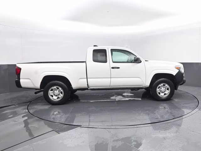 2022 White Toyota Tacoma SR 4X4 Truck