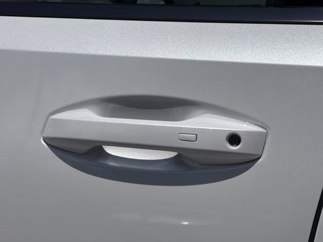 2026 Everest White Pearl/Black Nissan Armada NISMO 4X4 SUV